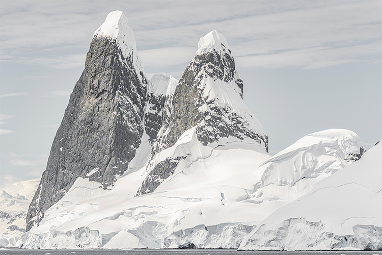 SEA_VEN_Antarctica_Dec_06_23_DF_port-chacot-58-Enhanced-NR